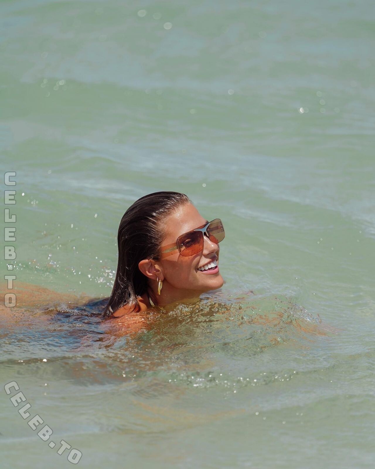 Kara Del Toro nude photo 1
