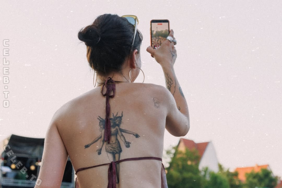 karamelisiertt nude photo 6