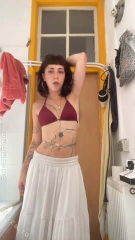 karamelisiertt nude photo 2