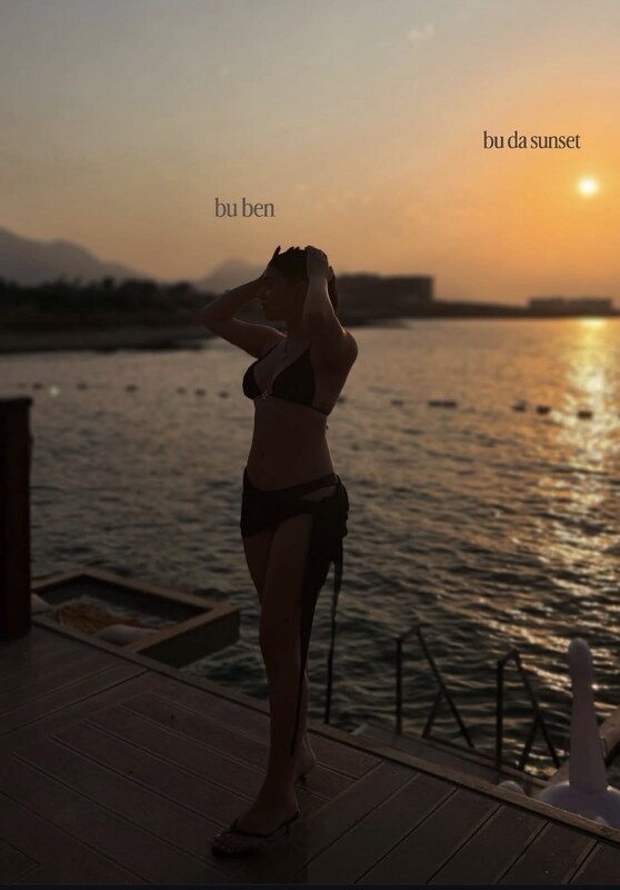 Kardelen Akıncı nude photo 5