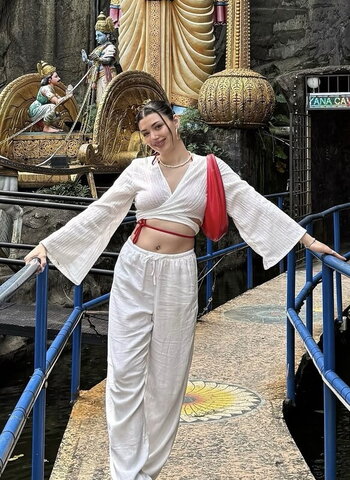 Kardelen Akıncı nude photo 10
