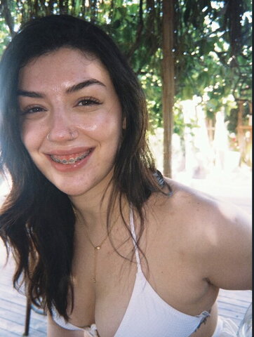 Kardelen Akıncı nude photo 9