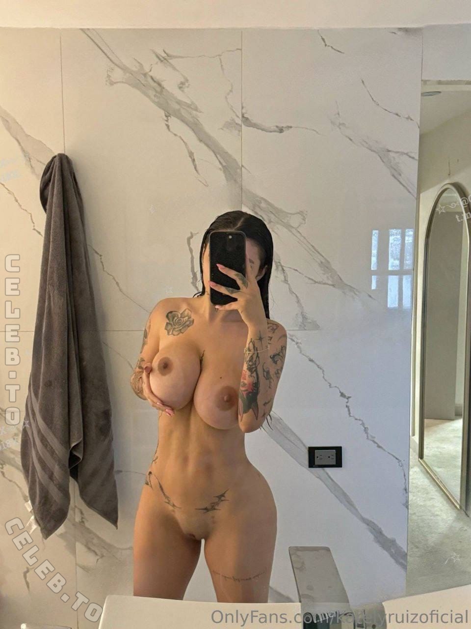 Karely Ruiz nude photo 5