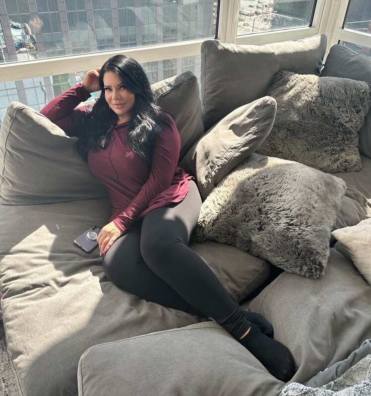 Karen Gravano nude photo 2
