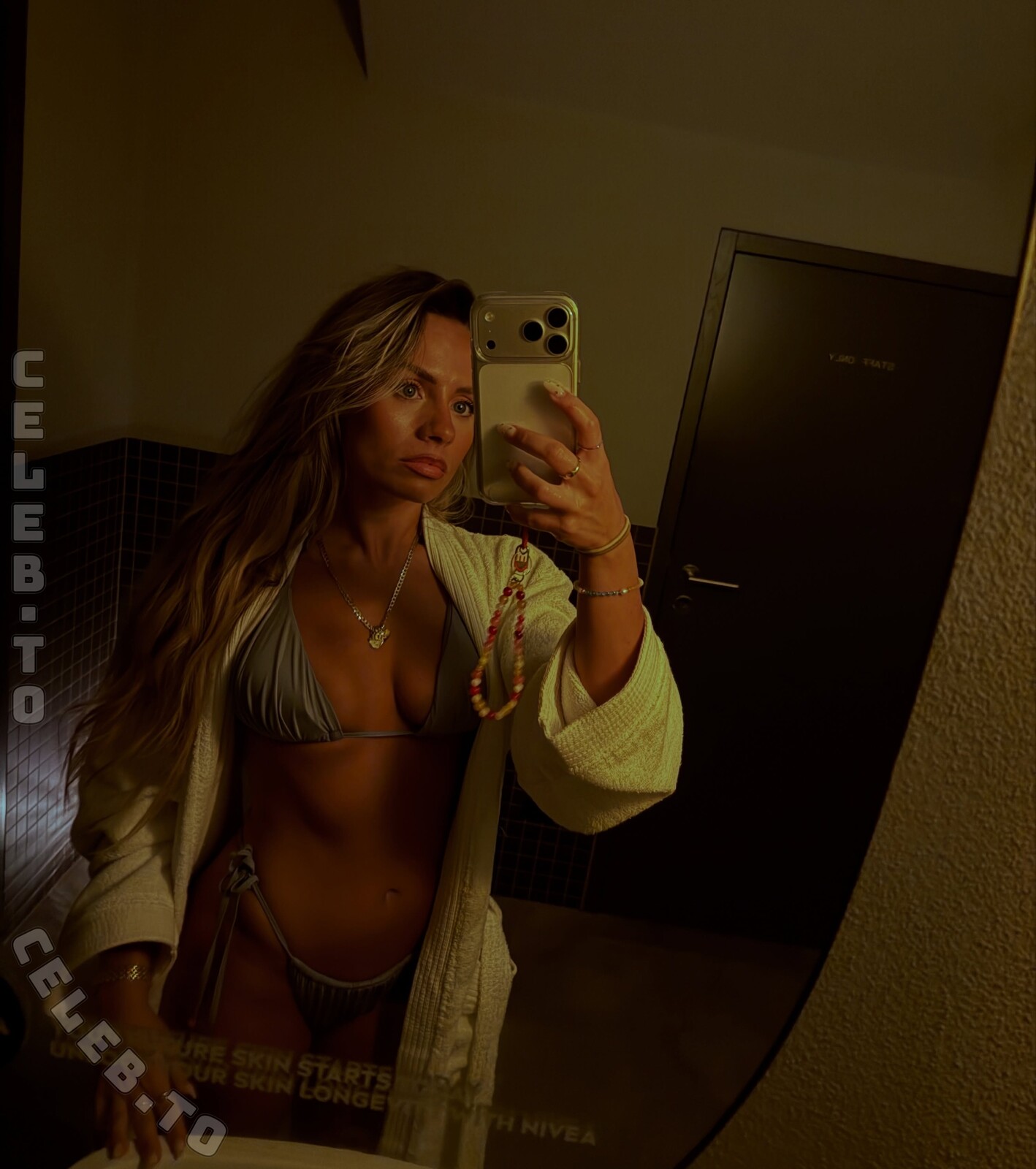 Karin Bearpark nude photo 1