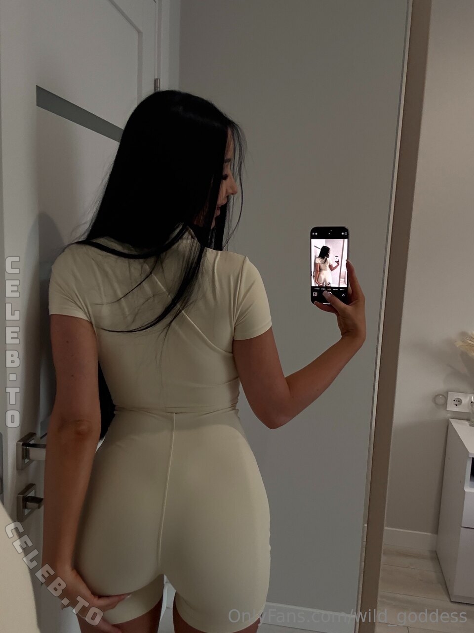Karina Lust nude photo 1