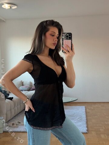 Karina Scherzer nude photo 57