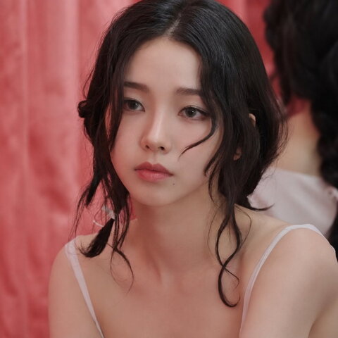 Karina nude photo 3