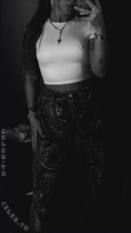 Karina.goltz nude photo 14