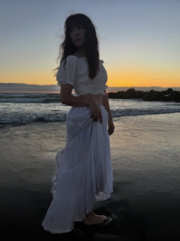 Kariwahh nude photo 1