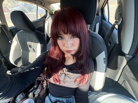 Kariwahh nude photo 9