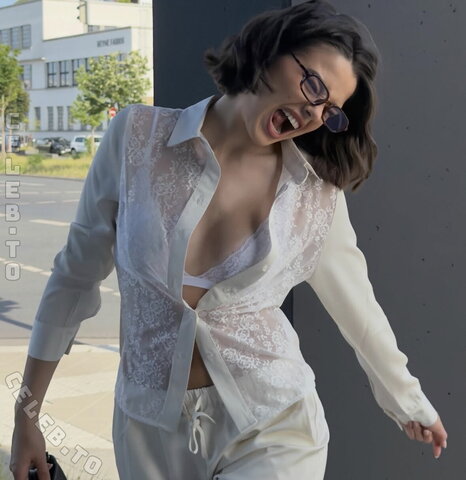 Karlotta Nila nude photo 7