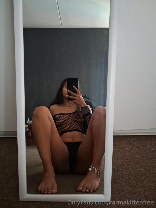 Karma Kitt3n nude photo 4