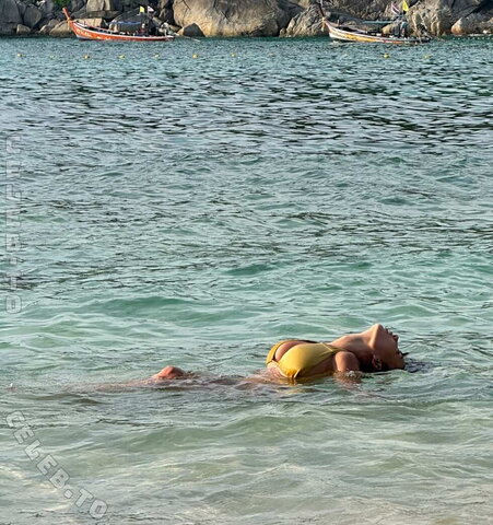KarnaVal nude photo 5