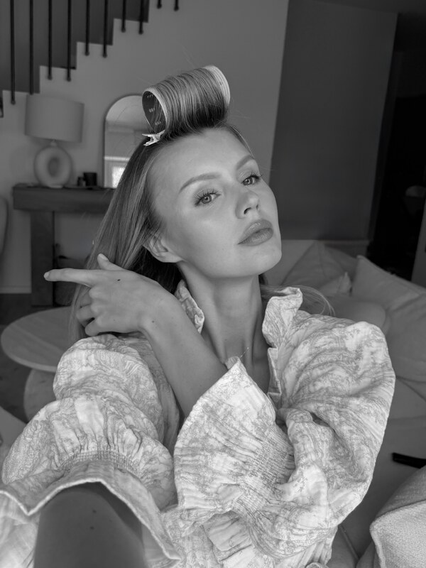 Karolina Malina nude photo 1