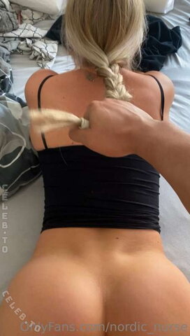 Karoline raun nude photo 17