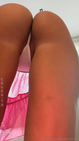 Karolinka.ofi nude photo 41