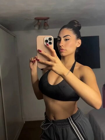 karollinaa photo 2