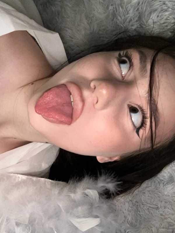 Kasireitan nude photo 10