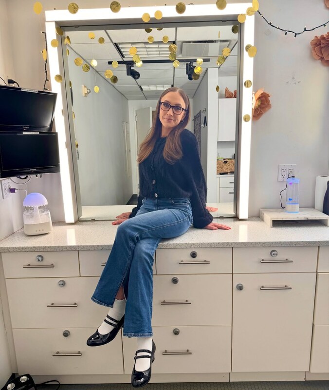 Kat Timpf nude photo 5