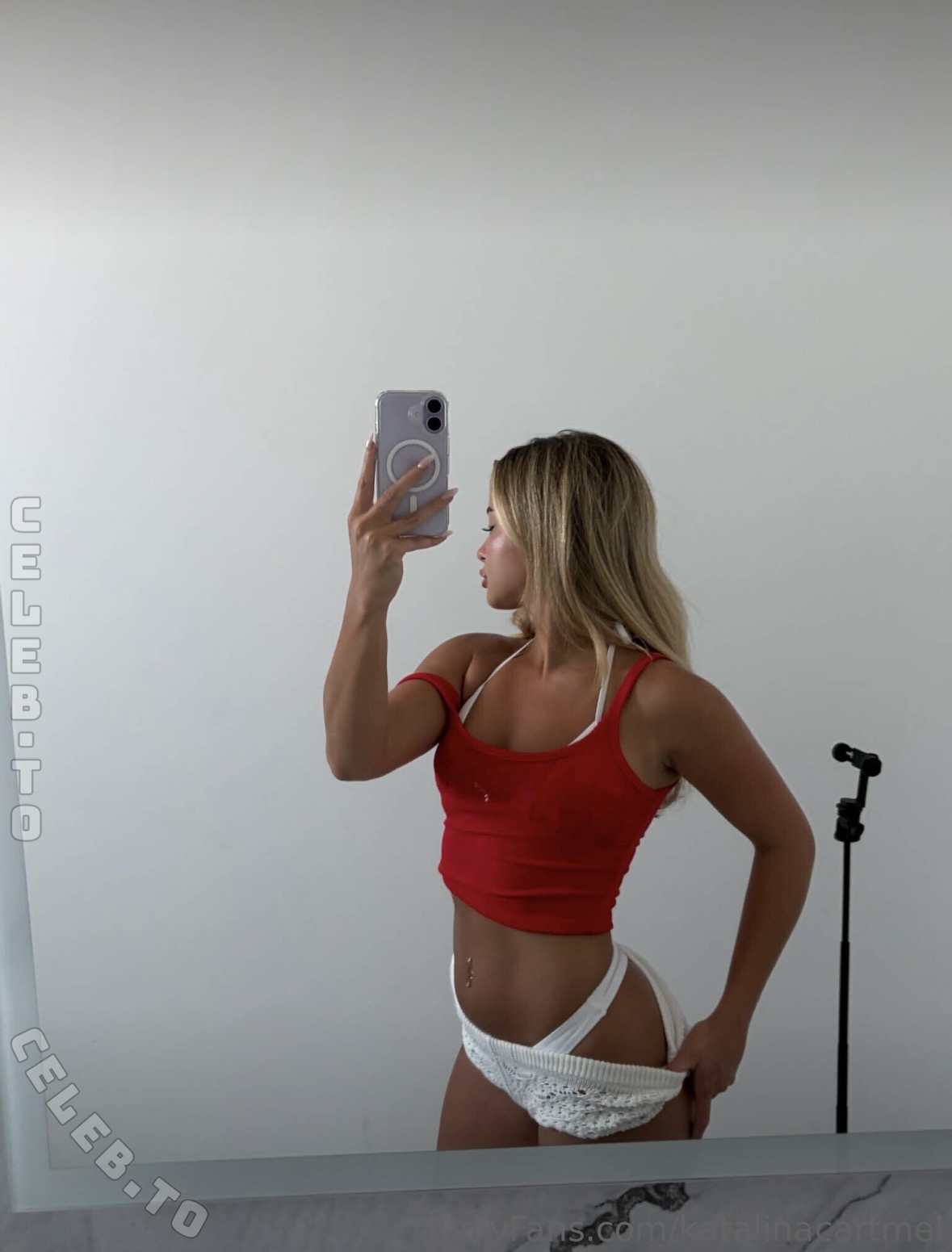 Katalina Cartmel nude photo 9
