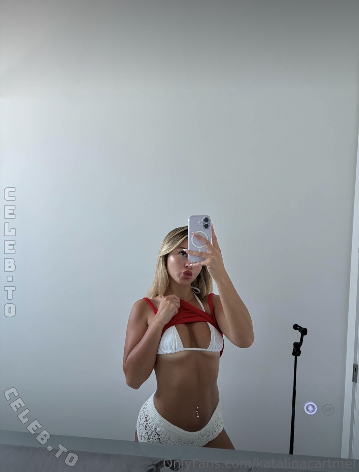 Katalina Cartmel nude photo 11