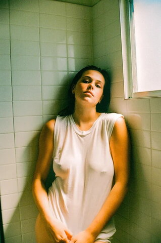 Kate Elise Fresh (4 photos)