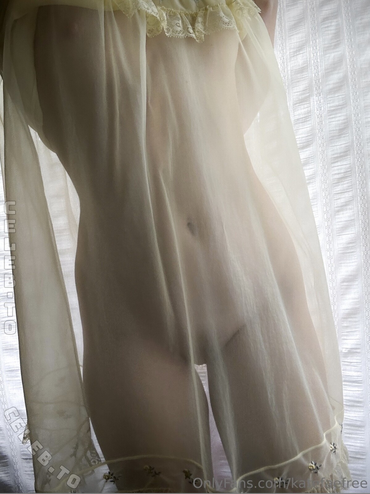 Kate Fae nude photo 2