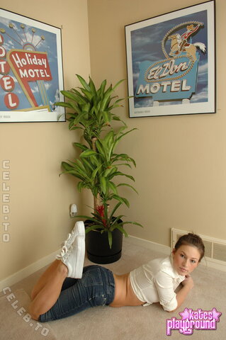 Kate Ground nude photo 29