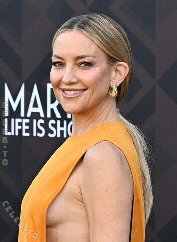 Kate Hudson nude photo 42
