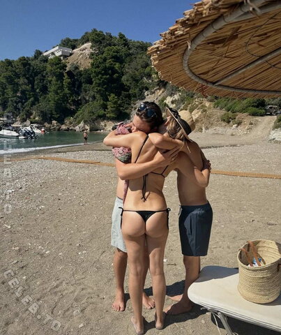 Kate Hudson nude photo 5