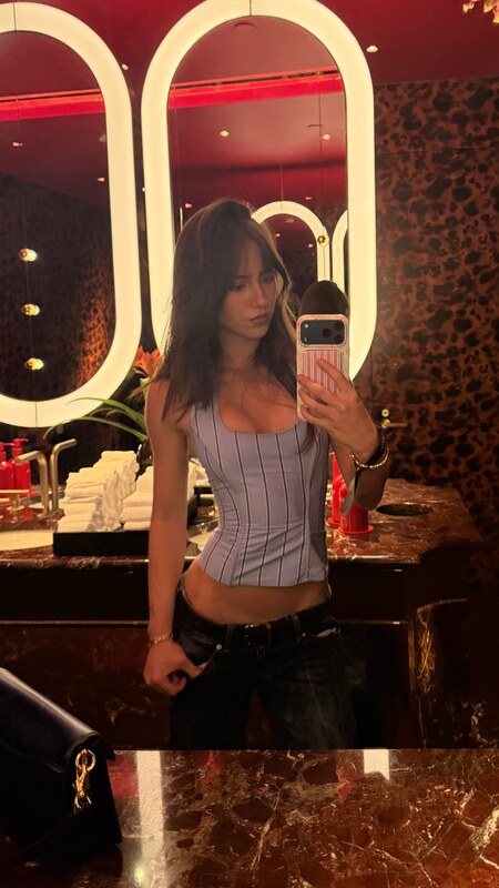 Katelyn Ernst nude photo 1