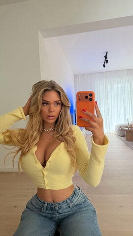 Katharina Amalia nude photo 13