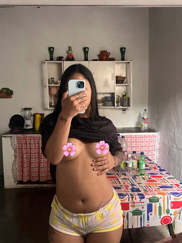 Katherine Ramírez nude photo 2