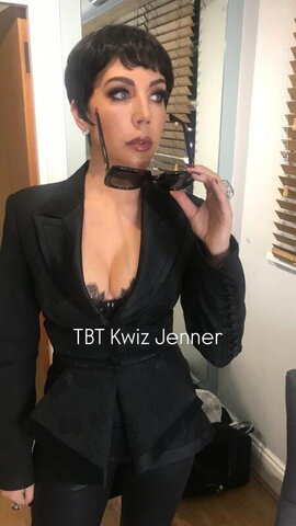 Katherine Ryan Sexy (1 photo)