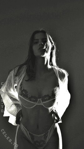 Kathiepr nude photo 2