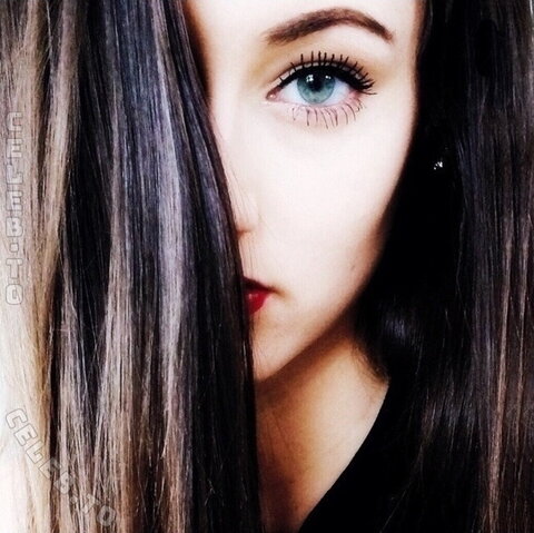 Kathiischr – Further half face reveal and more new content