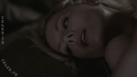 Kathleen Robertson nude