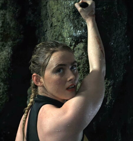Kathryn Newton New (3 photos)