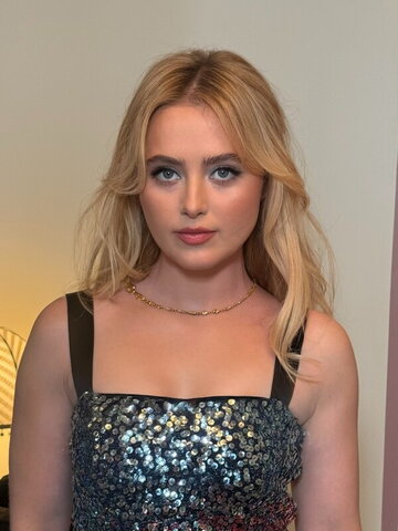 Kathryn Newton nude photo 15