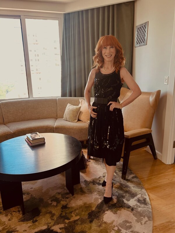 Kathy Griffin nude photo 2