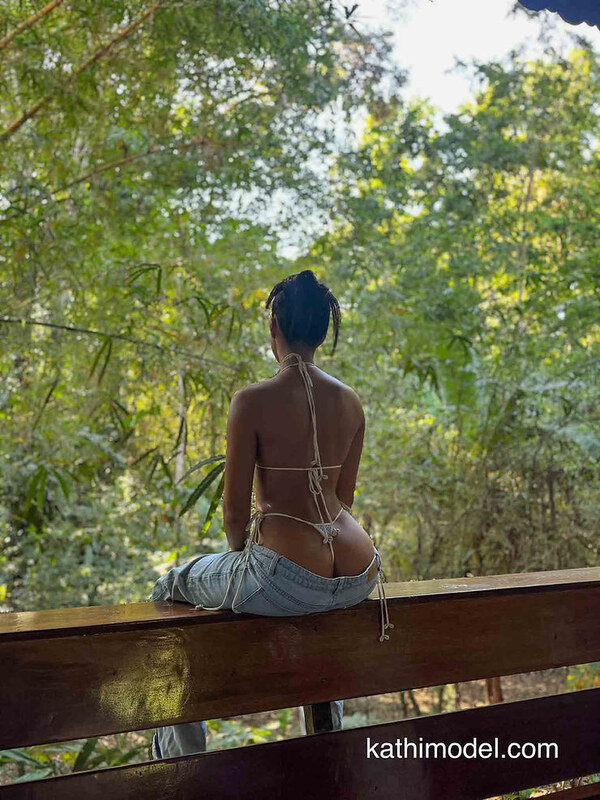 Kathycr nude photo 3