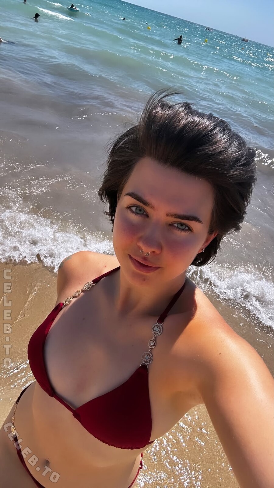 Kathyinframe nude photo 2
