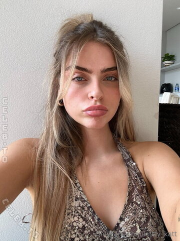 Katie Hamden nude photo 20