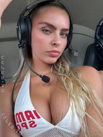 Katie Hamden nude photo 67