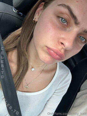Katie Hamden nude photo 42