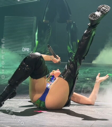 Katy Perry nude photo 5