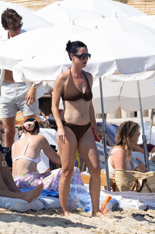 Katy Perry nude photo 121