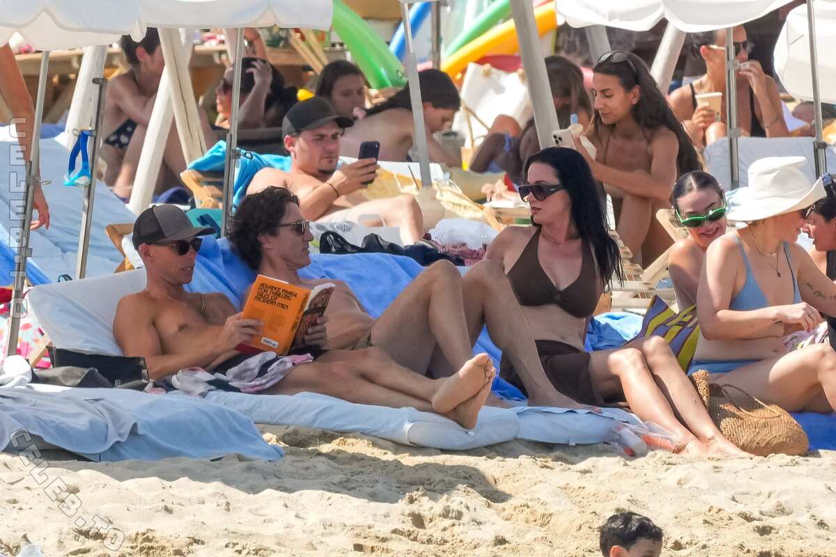 Katy Perry nude photo 1