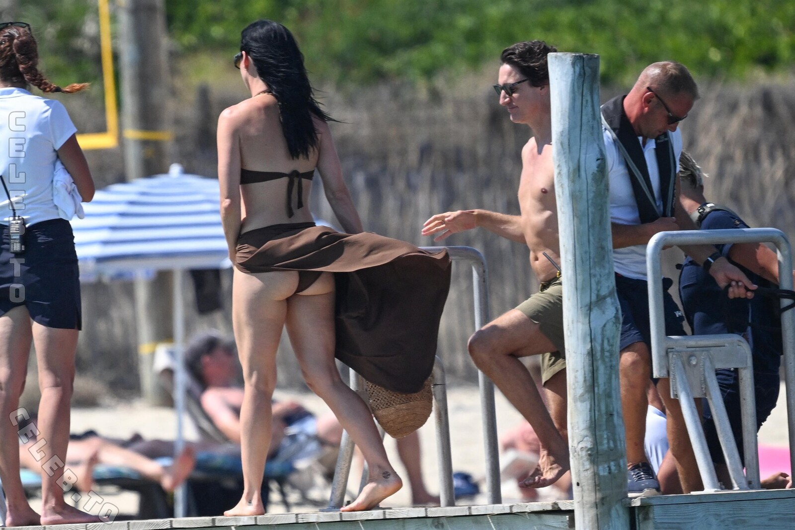 Katy Perry nude photo 6